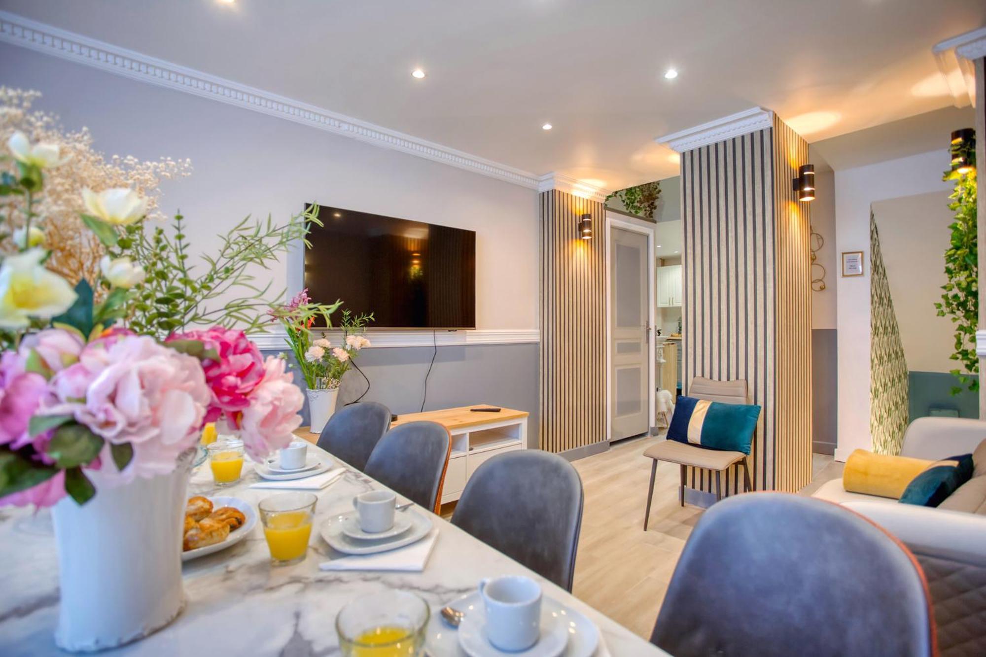 Elegant Triplex In Paris - Ideal For 10 - Aircon מראה חיצוני תמונה